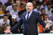  朗斯主教练赛后批评裁判尺度不公  